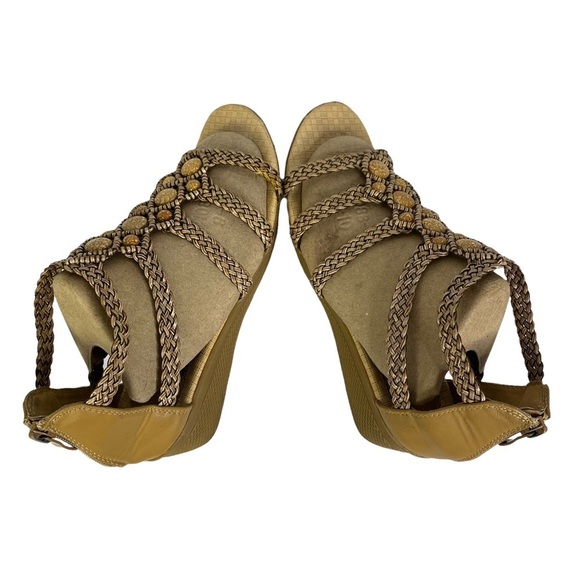 Forever Gladiator Woven Straps and Beads Wedge Sandals Womens Size 6.5 - Picture 4 of 11